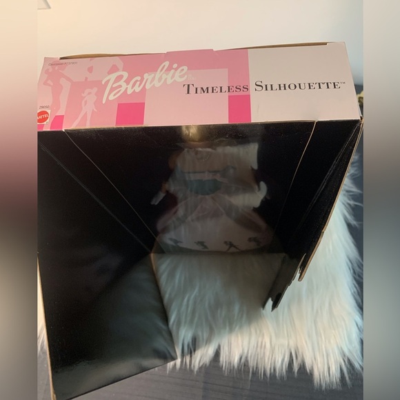Collectable Vintage Barbie 2000 Pink and Black Silhouette Box - Picture 6 of 8